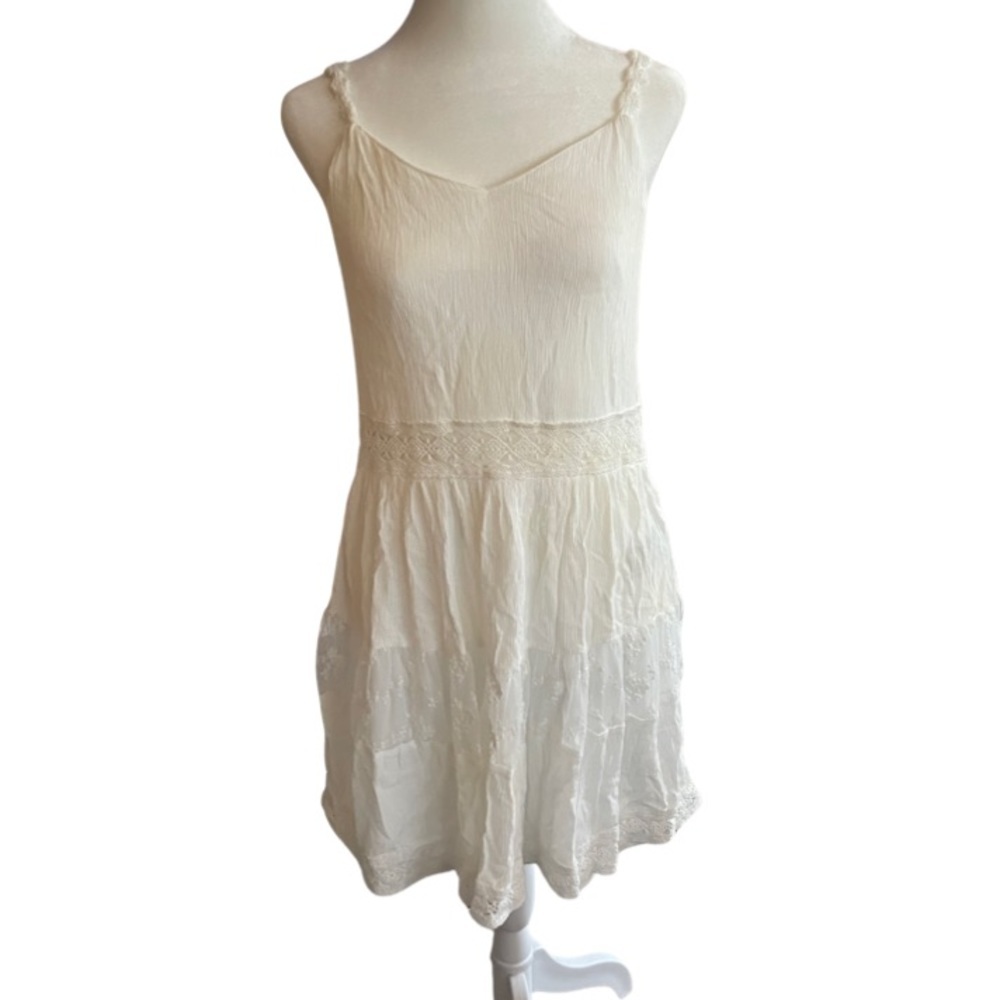 ONLY white sundress with floral details 34